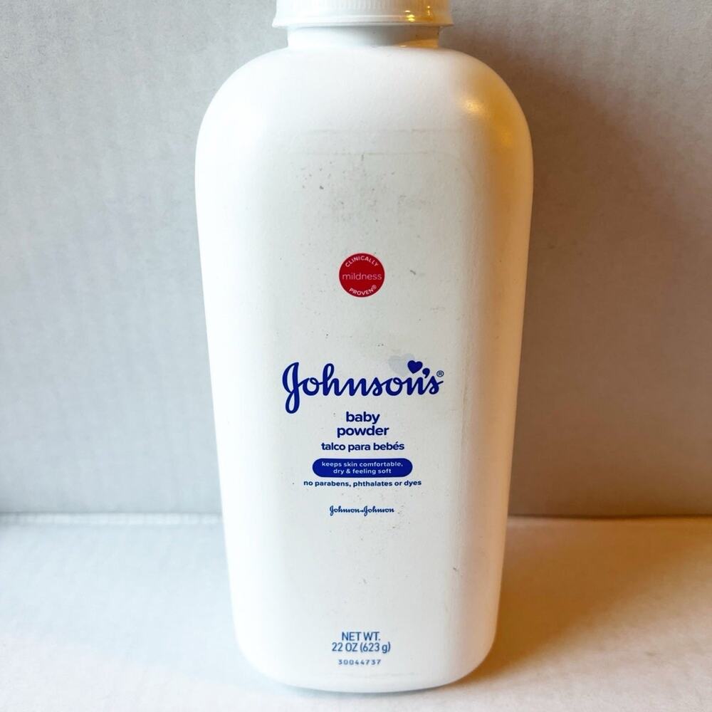 New Johnsons Baby Powder Original Formula 22 oz. Big Talc Sealed Discontinuedba